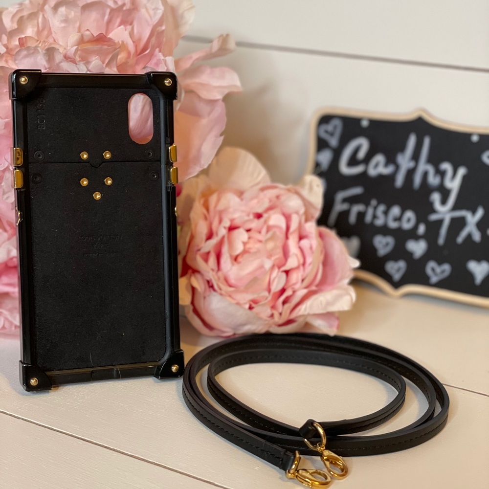 Authentic Louis Vuitton Eye Trunk with Strap for iPhone X/XS - Picture 3 of 12